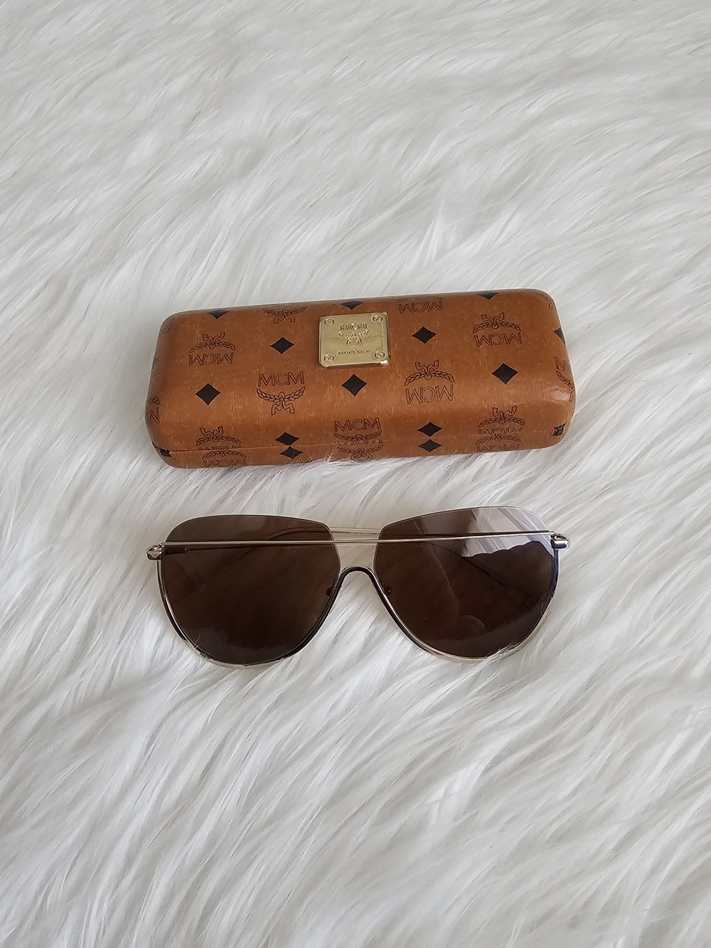 MCM Sunglasses MCM158S - Picture 2 of 5